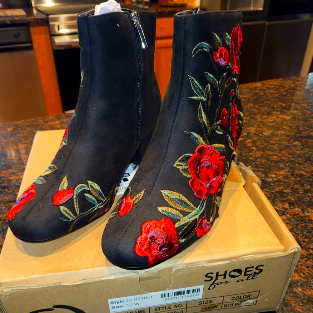 The Sidney Bootie 10W